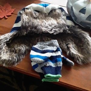 GAP Trapper hat and mitten set